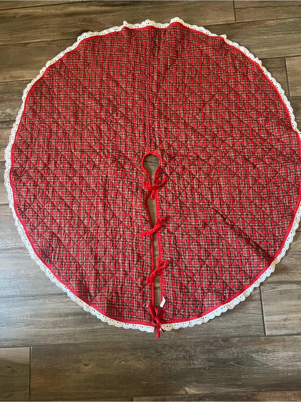 Vintage Plaid Quilted Christmas Tree Skirt Hong Kong